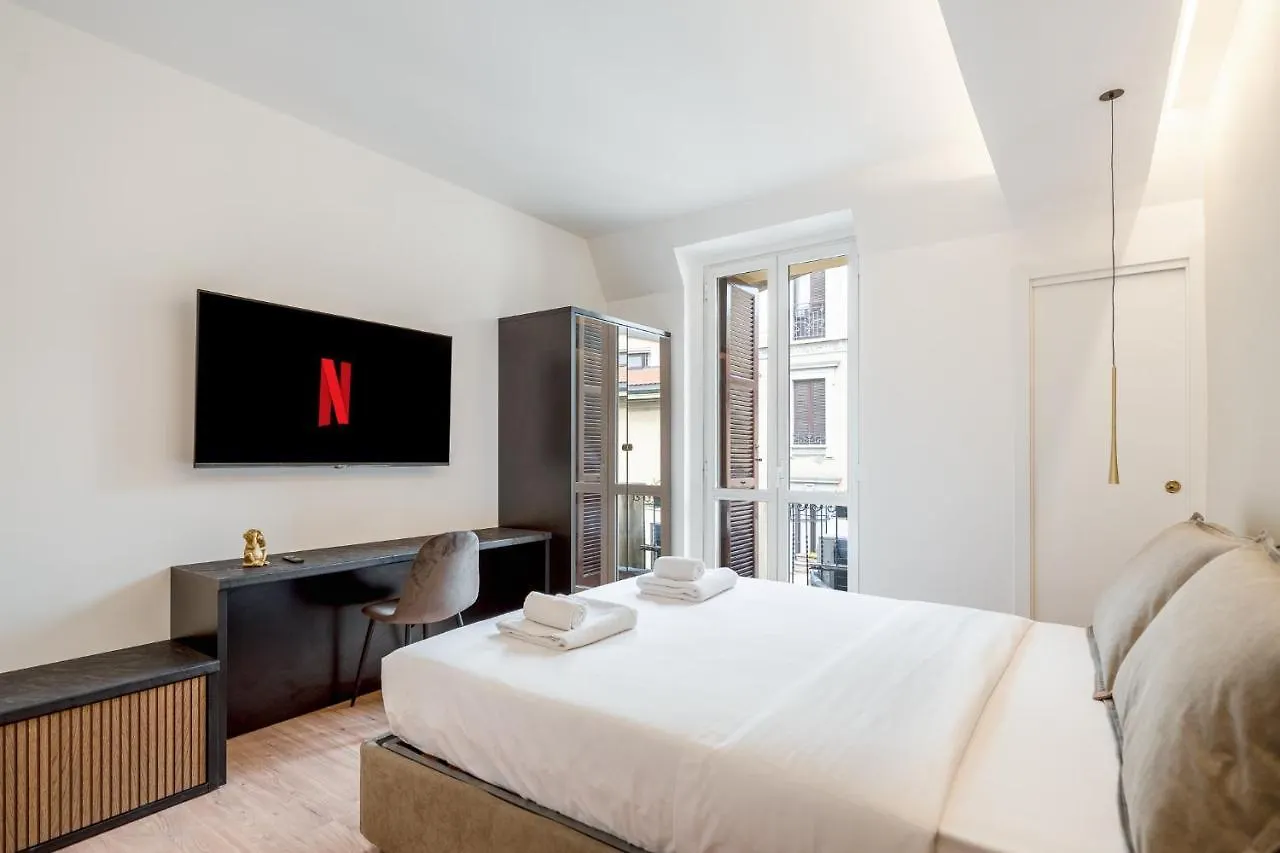 Bilocale Moderno - City Center Milan Apartment