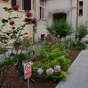 https://rome-lucia-apartment.it-romehotels.com