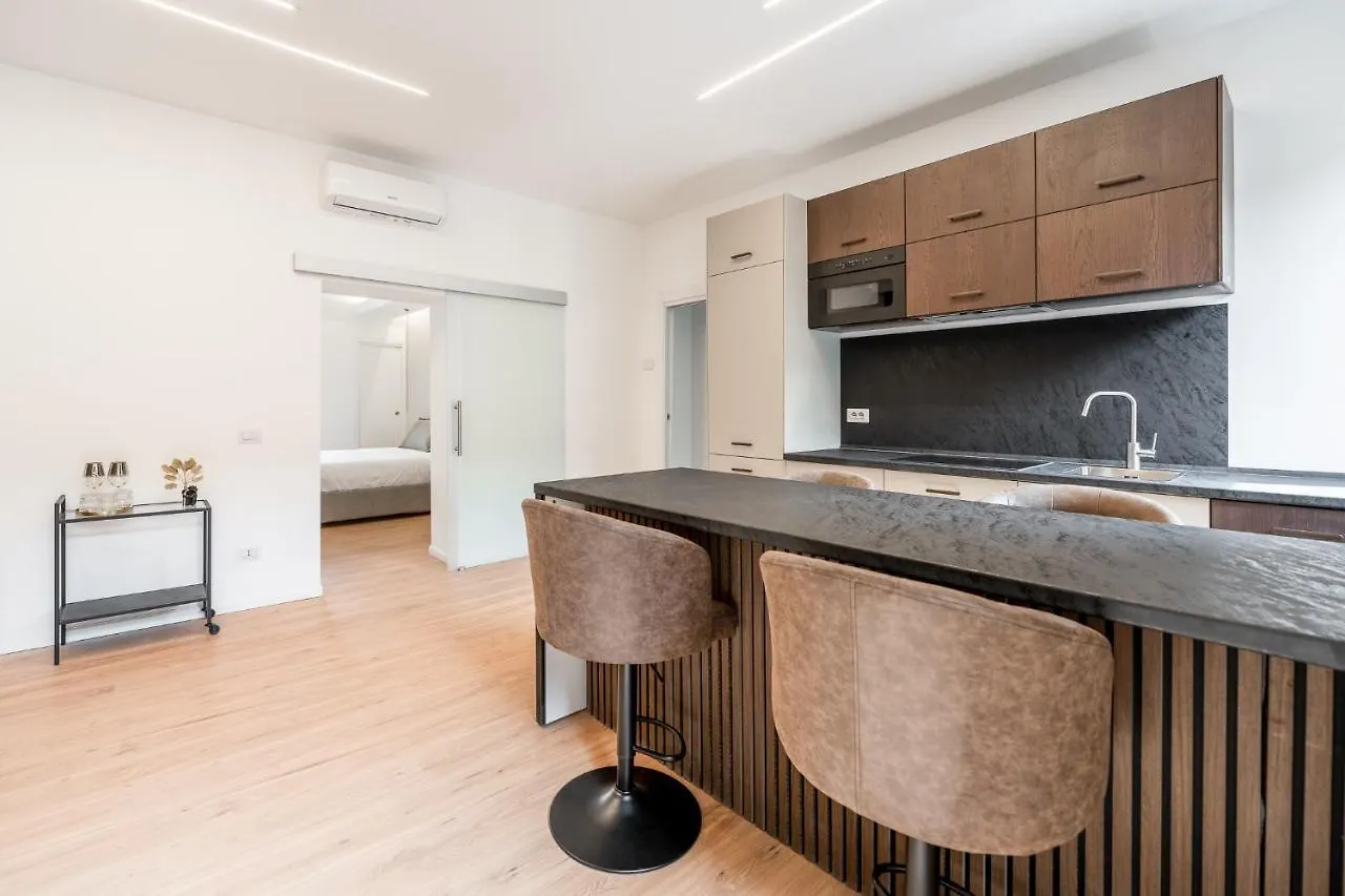 Bilocale Moderno - City Center Mailand Italien