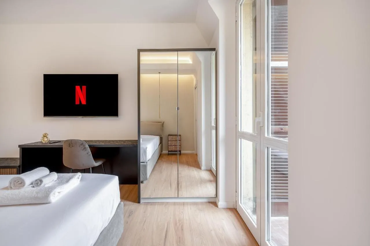 Bilocale Moderno - City Center Milano 0*,  İtalya